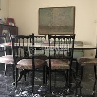 Via Bellinzona; in zona centrale e servitissima
