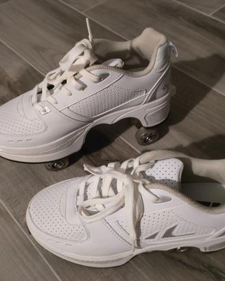 Scarpe da ginnastica con ruote estraibili nuove