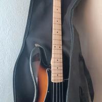 Basso Squier P-bass by Fender