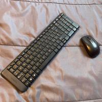 Logitech MK220 Set Tastiera + Mouse Wireless