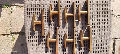 7 maniglie per finestre bronzate