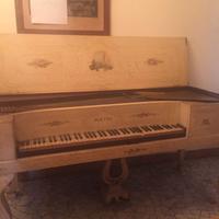 pianoforte Pleyel francese decorato quadro