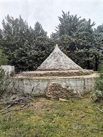 Terreno con trullo