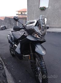 CFMOTO MT-X 800