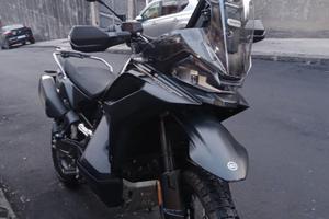 CFMOTO MT-X 800
