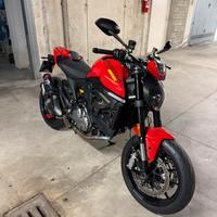 Ducati Monster 937 plus