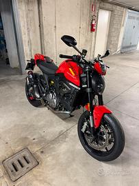 Ducati Monster 937 plus