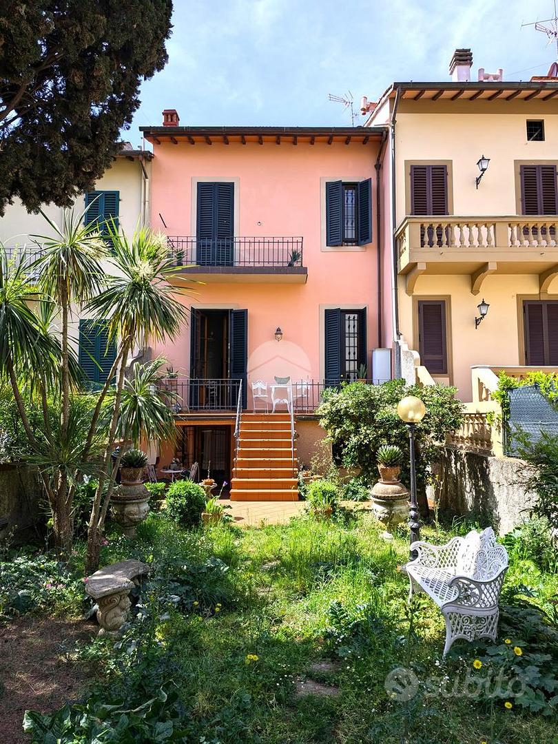 VILLA SINGOLA A FIRENZE
