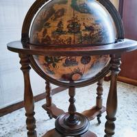 Mobile bar mappamondo in legno