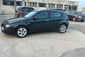 Alfa Romeo 147 1.9 jtdm 150cv