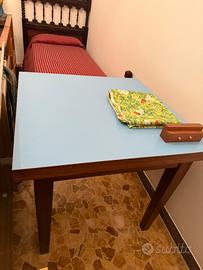 Tavolo in legno 83x83 cm apribile