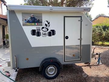 Carrello chiuso Bertuola per trasporto gokart-moto