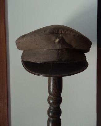 cappello militare italiano d'epoca 