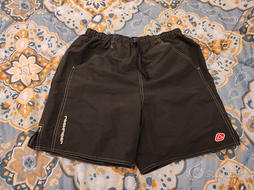 Pantaloncini ciclismo hot sale imbottiti decathlon