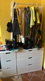 Cassettiere bianche ikea con appendiabiti