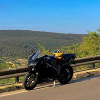 Ducati 749 (depotenziata a libretto A2)