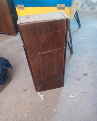 mobiletto bagno con specchio