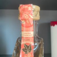 Due bottiglie piccole Parigi