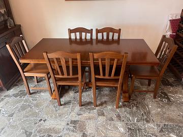 Tavolo fratino in legno allungabile con sei sedie