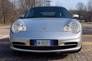 Porsche 996 carrera 4 cabriolet