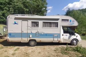 Camper rimor 678