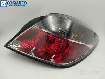 Fanale post dx OPEL ASTRA H GTC '05