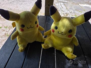Peluche Pikachu