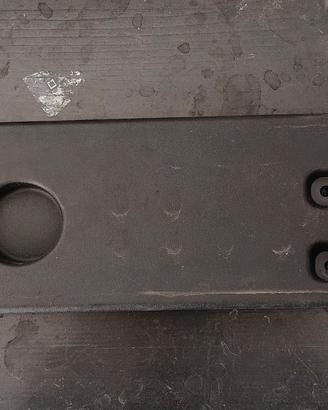 porta targa anteriore originale alfa Giulia 2016