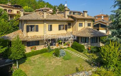 Villa a Fiorano Modenese Via Statale 5 locali