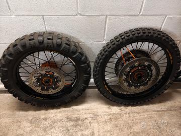 Cerchi BARTUBELESS KTM Adventure 