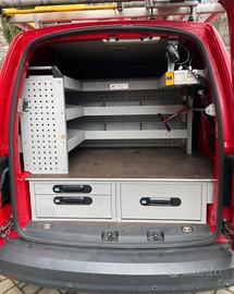 Allestimento caddy ,officina mobile,scaffalature