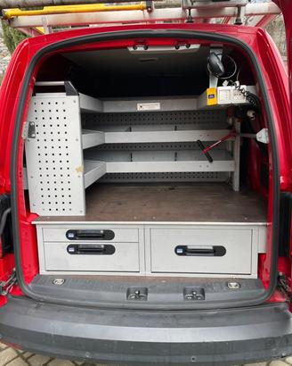 Allestimento caddy ,officina mobile,scaffalature