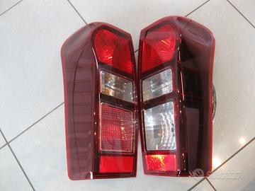 Fanali posteriori ISUZU D-MAX 2012-2017 no led