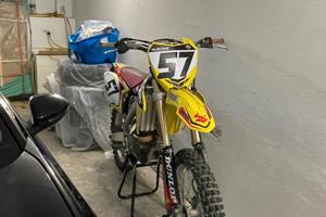 Suzuki RG 250 - 2014