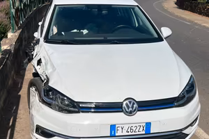 Volkswagen golf 7 incidentata