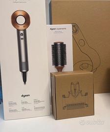 Dyson Supersonic™ con 4 accessori