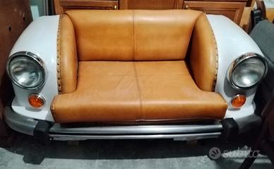 Divano auto in pelle con luci 