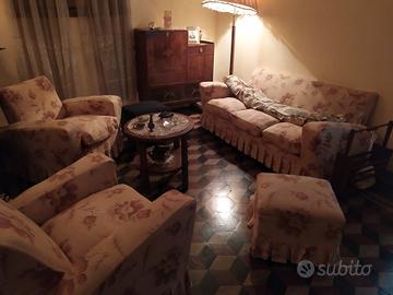 Salotto con divano anni 20/30 originale 