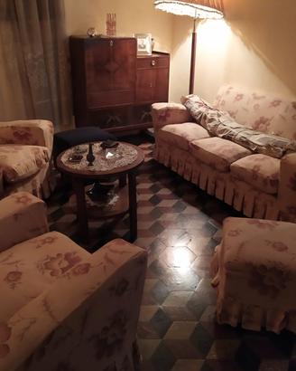 Salotto con divano anni 20/30 originale 