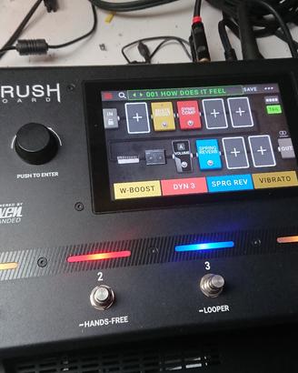 multieffetto per chitarra e basso