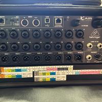Mixer digitale Behringer XR 18+ Case ventilato