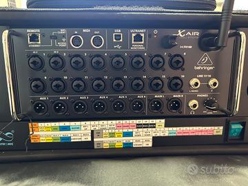 Mixer digitale Behringer XR 18+ Case ventilato