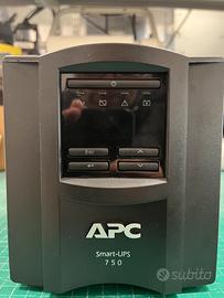 APC UPS 500W gruppo continuità