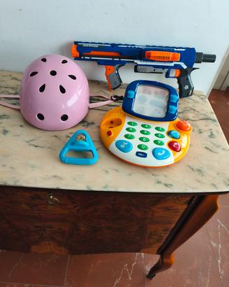 Casco x bimba. Vari giochi. Torcia "magica"