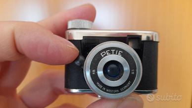 Macchina fotografica mini