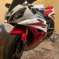 Yamaha YZF R6 2006/07 Immatricolata 2009