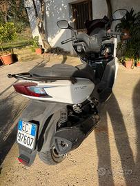 Kymco K-XCT300i