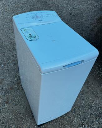 Lavatrice slim carica dall’alto 5kg