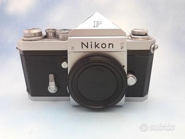 Macchina fotografica Nikon F