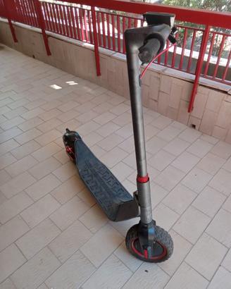 Monopatino Scooter Elettrico Kugoo G-Max 500W